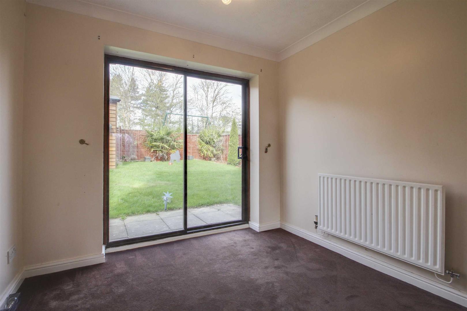 Paxton Crescent, Shenley Lodge, Milton Keynes